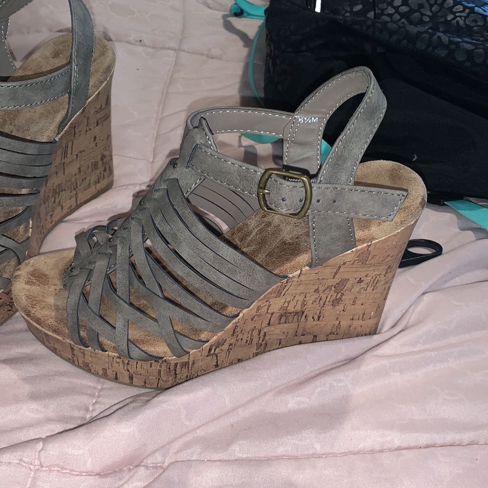 Wedges - Picture 2 of 2